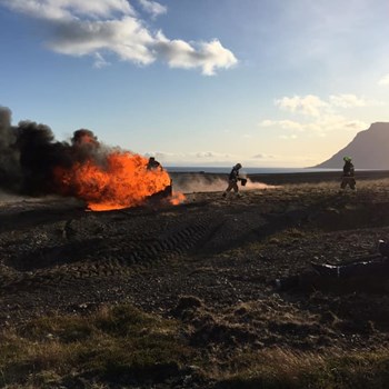 Frá flugslysaæfingu