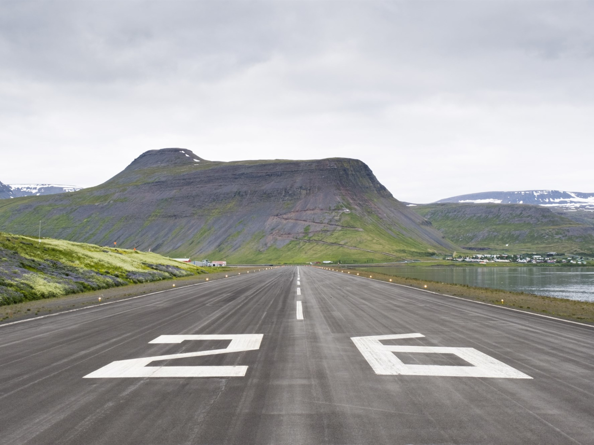 Flugbraut á Ísafjarðarflugvelli